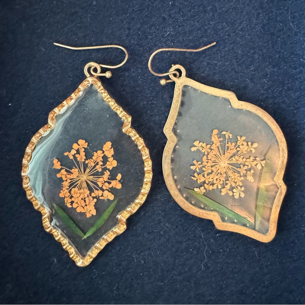 Pressed Flowers resin earrings